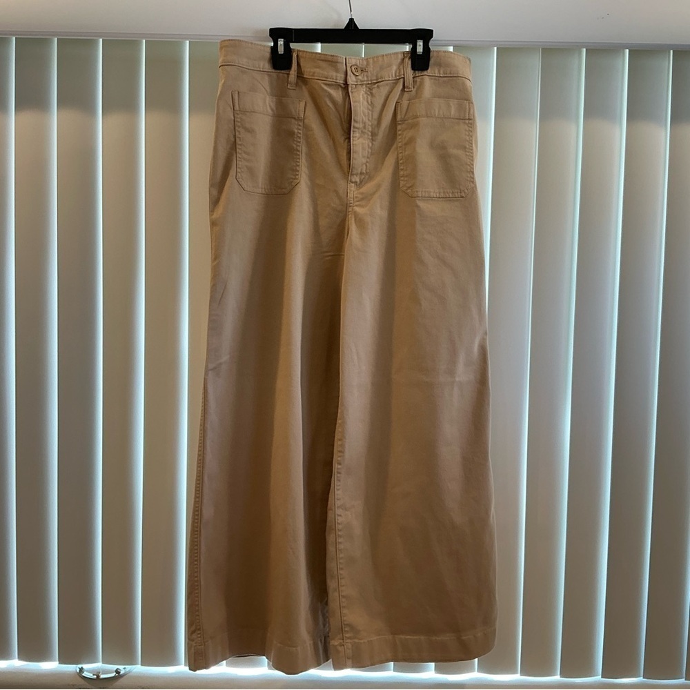 Lauren Ralph Lauren
Petite Size High Rise Cotton Wide-Leg Cropped Pants - Picture 4 of 5